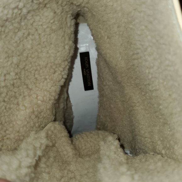 Louis Vuitton Runway Platform Mid Calf Fur Boots size 7 - Picture 6 of 10